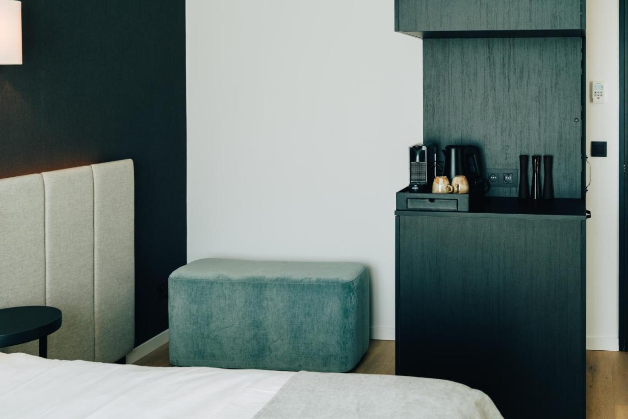 Factory Hotel Beveren  Bagian luar foto