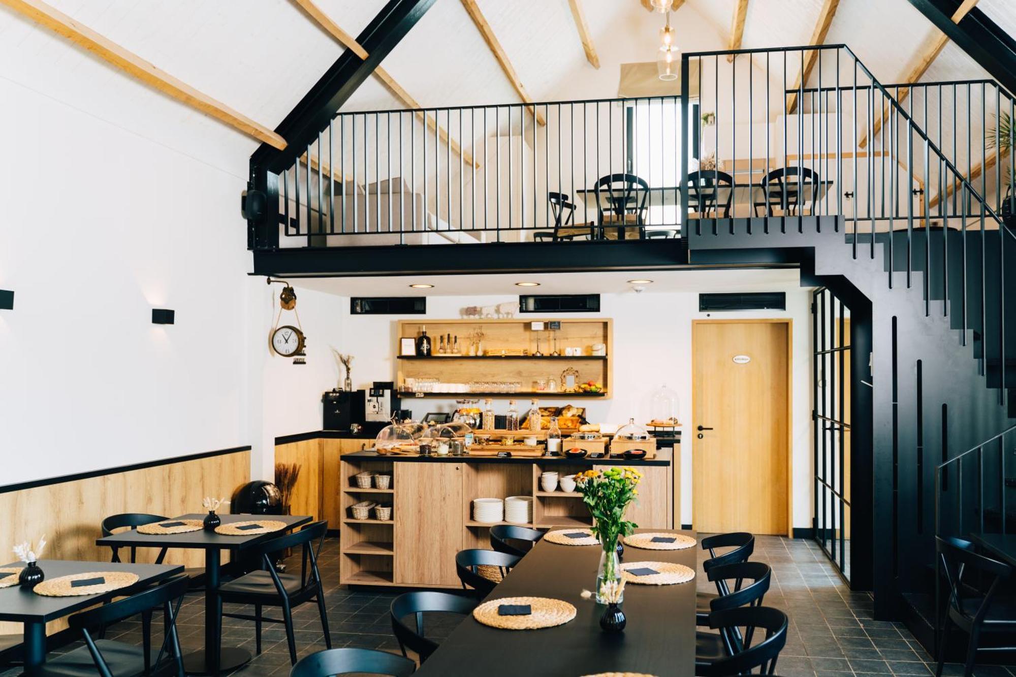 Factory Hotel Beveren  Bagian luar foto